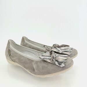 Mephisto Ballet Flats Grey Leather Kiltie Hidden Wedge Slip On Size 7 Bow Snake
